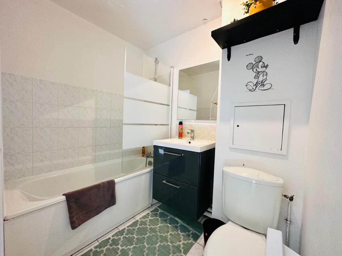 Appartement Eco 6 Personnes Мани льо Онгр Екстериор снимка